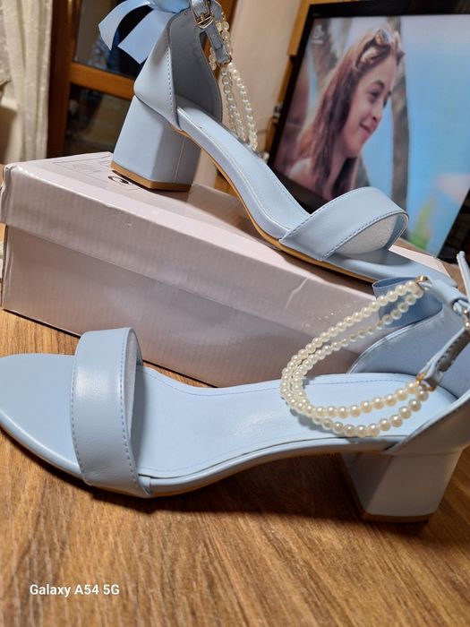 Дамски официални обувки