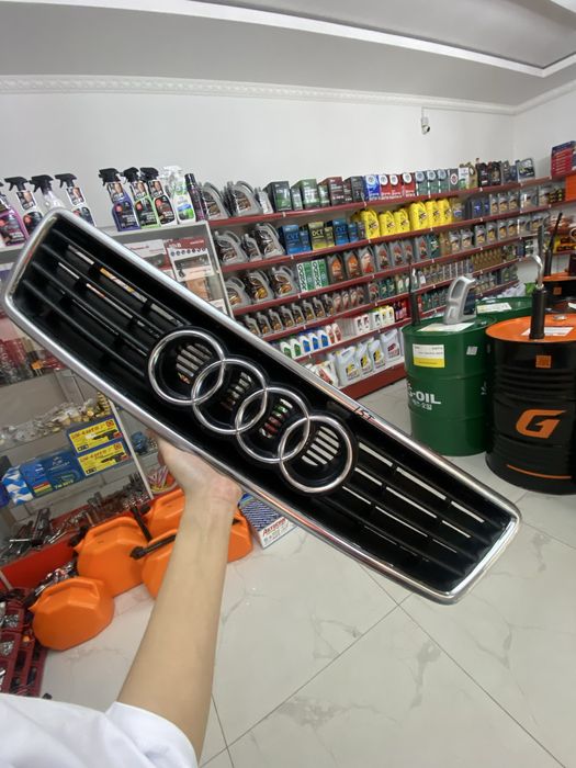 решетка радиатора Audi A6 C5