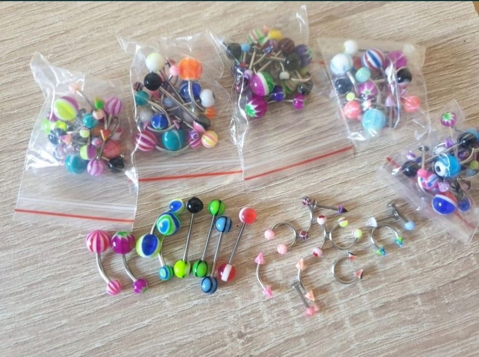 Set 20 piercing pircing cercei cercel nas buza buric ureche limba etc