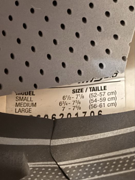 Хоккейный шлем bauer