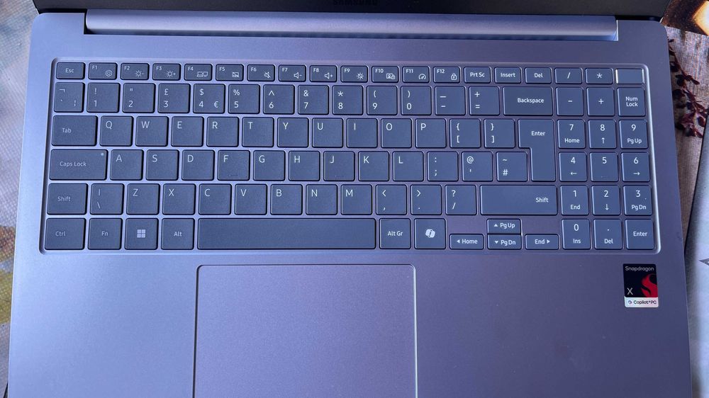 Laptop Samsung Galaxy Book 5 EDGE 5G 15.6" 16GB/512GB SSD