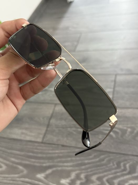 Слънчеви очила.