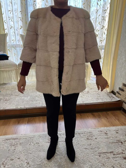 Продам шубу норковую