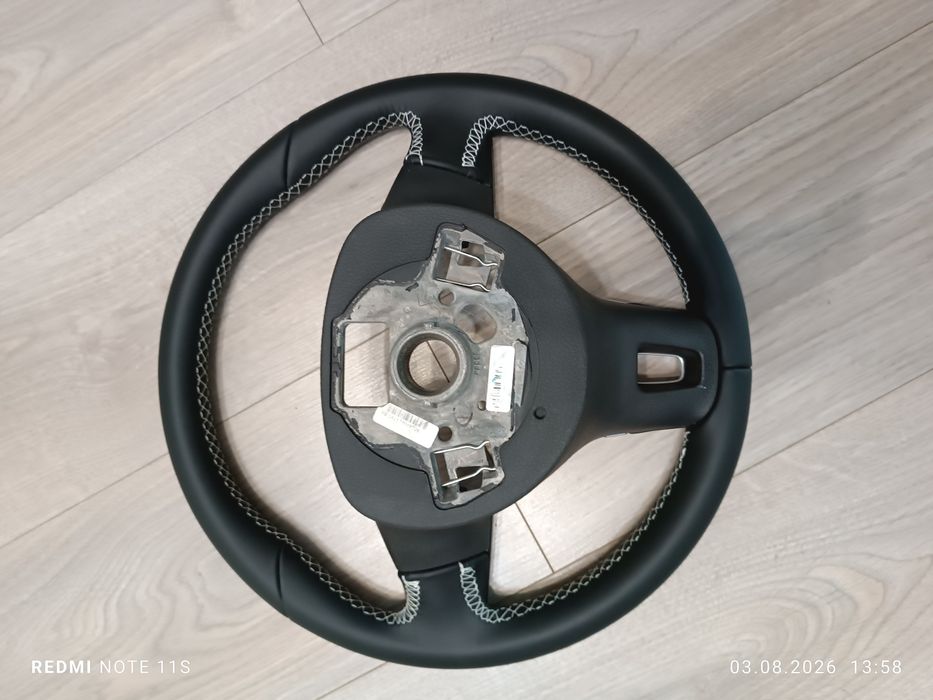 Volan vw passat b7,cc,golf 6,tiguan,touran ,etc
