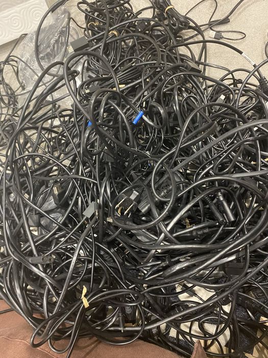 Кабели HDMI,блок питание шнур