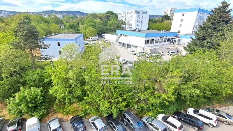 Дава се под наем Двустаен апартамент в Варна, Цветен квартал - 55 кв.м за 358 € - Снимка #7