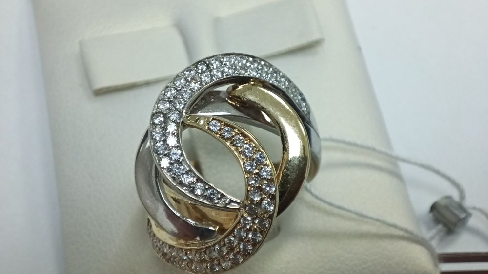 Кольцо золотое комбинированное