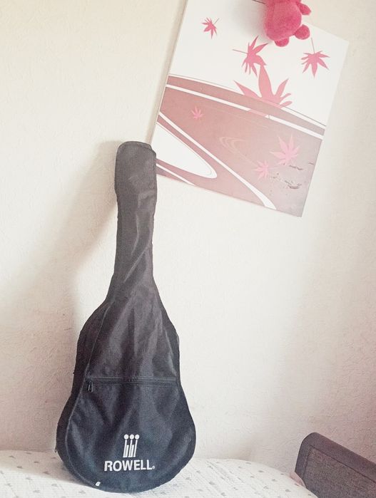 Продаю гитара в хорошем состоянии