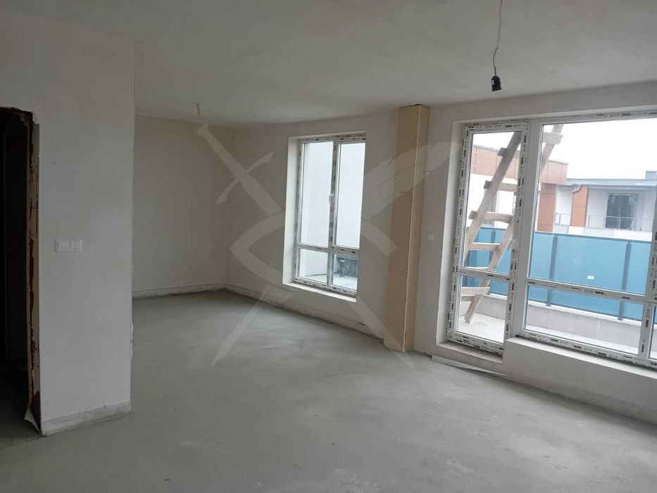 Продава се Двустаен апартамент в Пловдив, Остромила - 101 кв.м за 1288 €/кв.м - Снимка #1