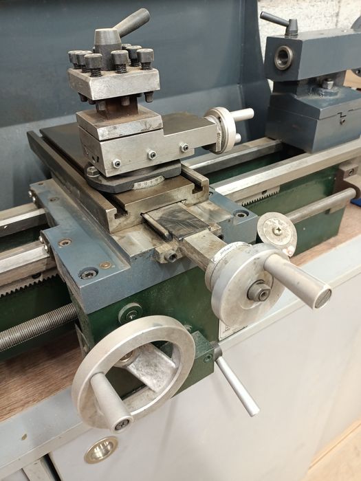 Токарный станок продам