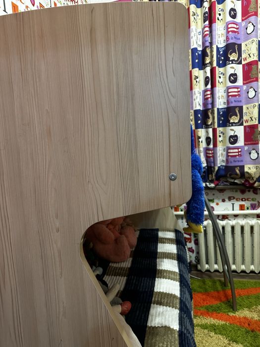 Кровать двухъярусная