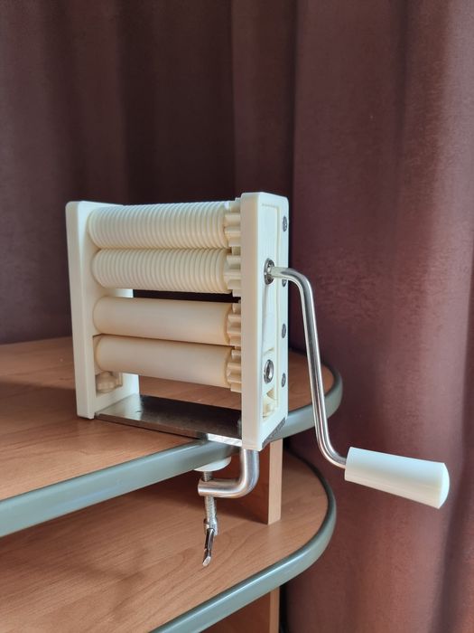 Продам лапшерезку