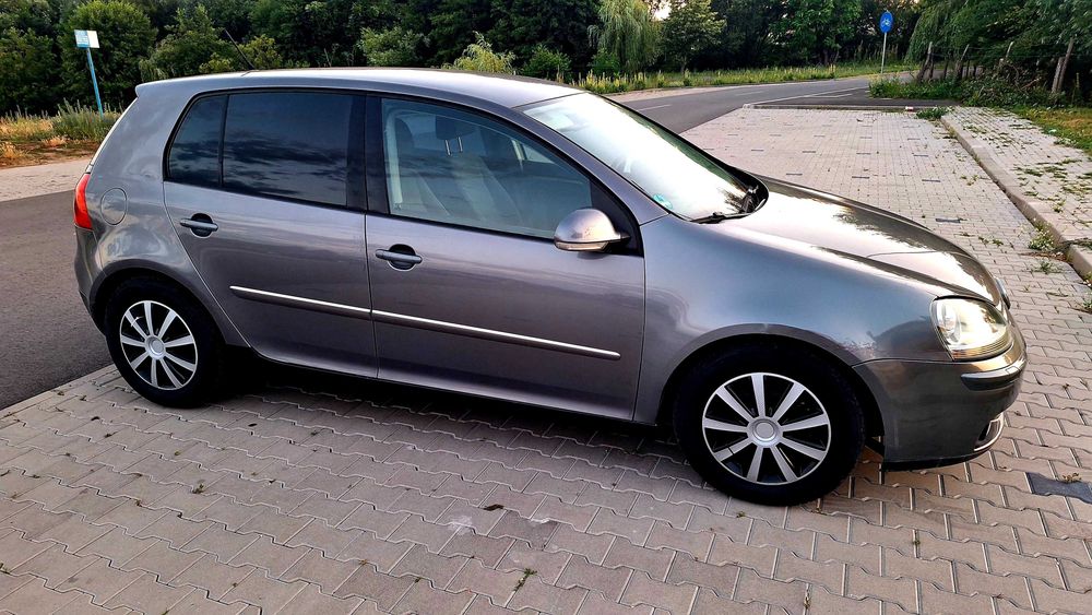 Vw golf special edition 4 motion 2.0 fsi