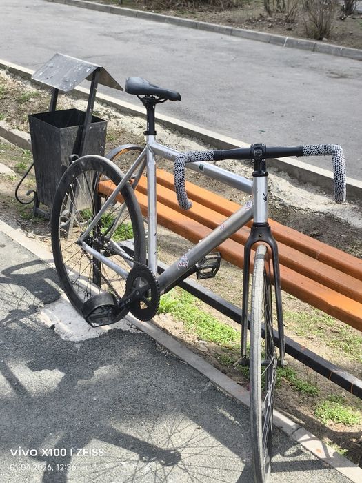 Фикс Анкноун .  .