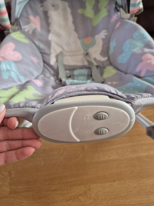 Шезлонг/люлка Moni