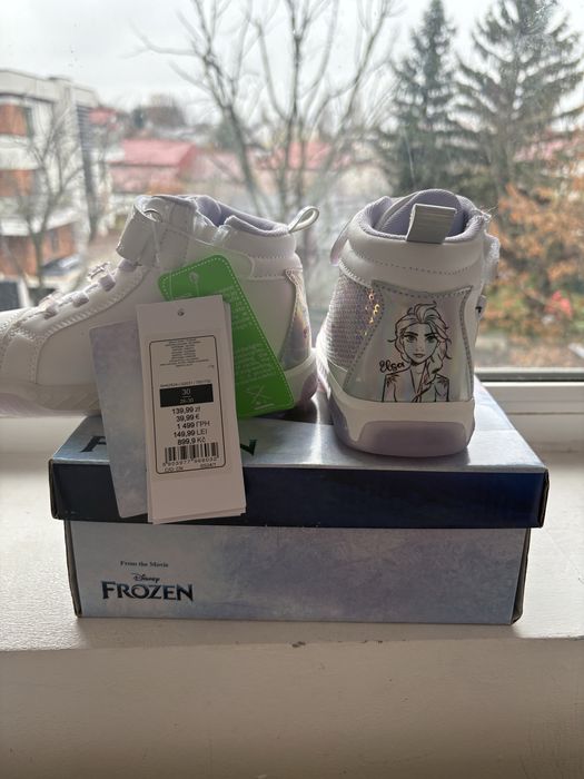 Adidasi noi Frozen 30