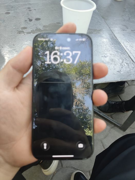iPhone 16 (8/128)