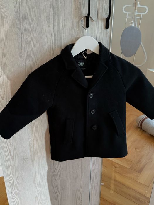 Zara,детский пальто новый