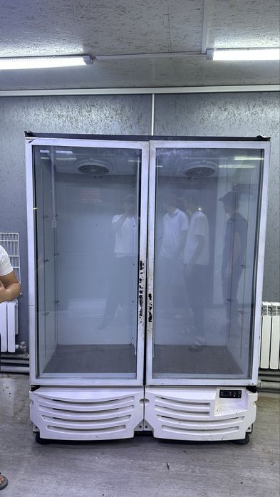 Пицца печь холодильник вытежка улитка для вытежки рисоварка пицца стол