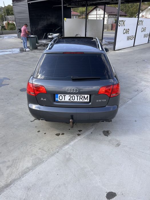 Vând audi A4 B7 2.5 V6
