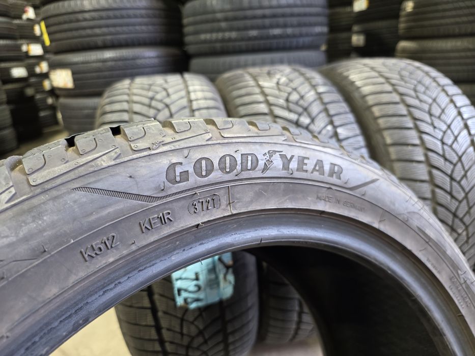 255/45/20 GOODYEAR 4бр