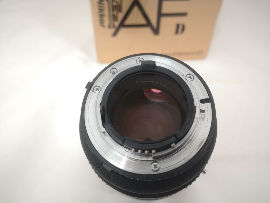 Nikon AF DC-NIKKOR 105 mm f/2 D