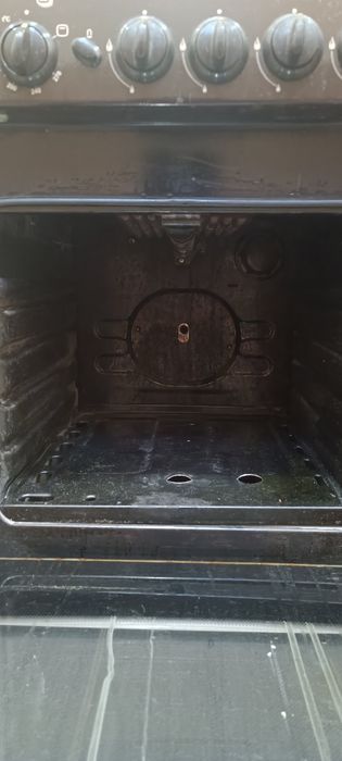Продаю газовую плиту