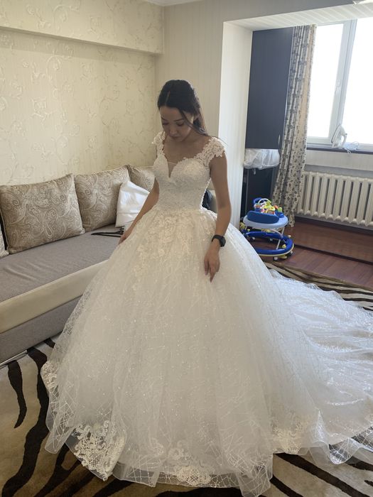 Продаю свадебное платье