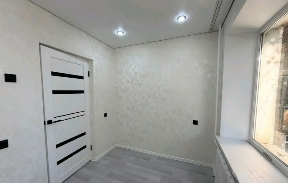 продам 1-ком. 34кв. универсам 3-этаж