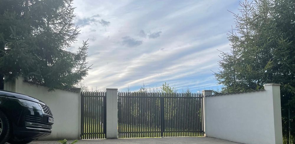 Vând teren intravilan sau schimb cu apartament in Sighet sau Baia Mare+diferenta din partea mea