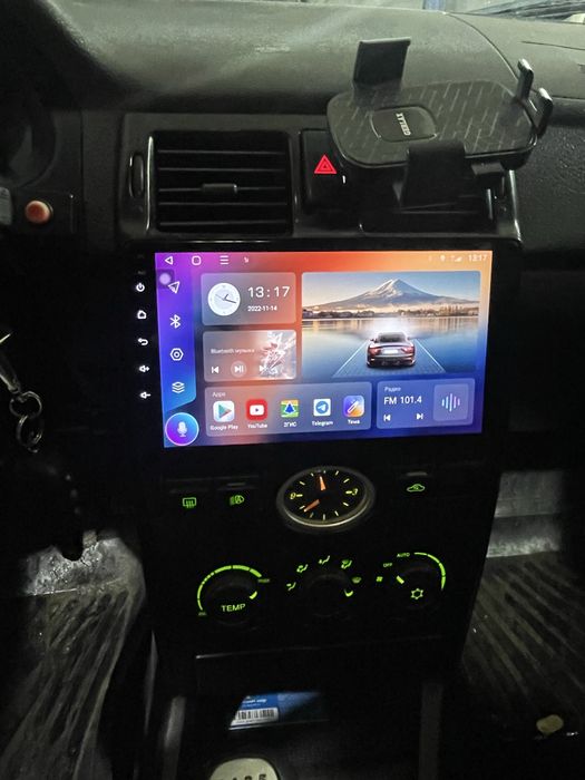 Планшет с рамкой на приору 1