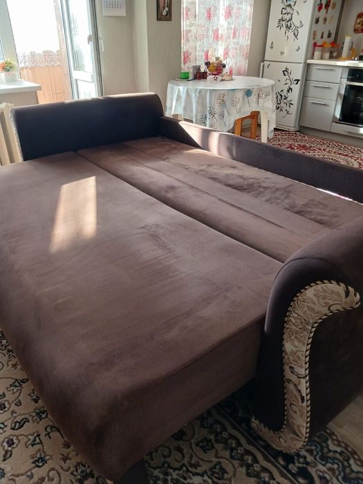 Продам диван в отличнейшем состоянии