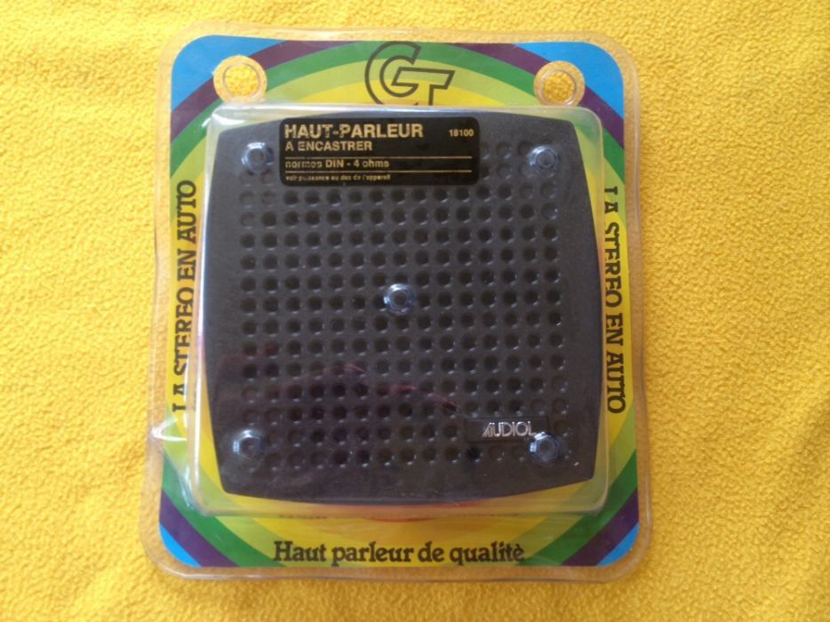 Нов италиански високоговорител Audiol stereo 4 ohms за автомобил