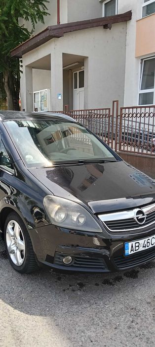 Opel Zafira b 7 locuri