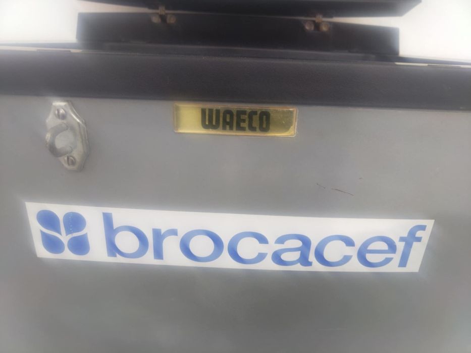 Компресорна кутия Dometic-Waeco CoolBox CK 40D, 38л, 12V DC/230V AC,