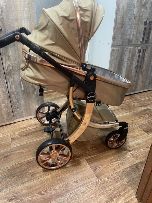 Продам детскую коляску