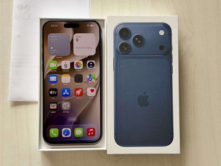 Продам Apple iPhone 17 Pro Max 2TB Deep Blue — идеальное состояние
