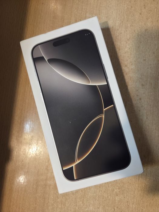 Vând iPhone 16 Pro Max Nou