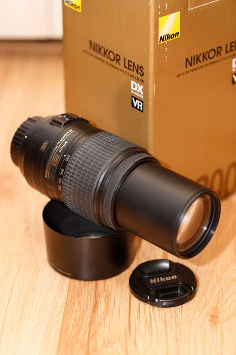 Obiectiv Nikon 55-300mm