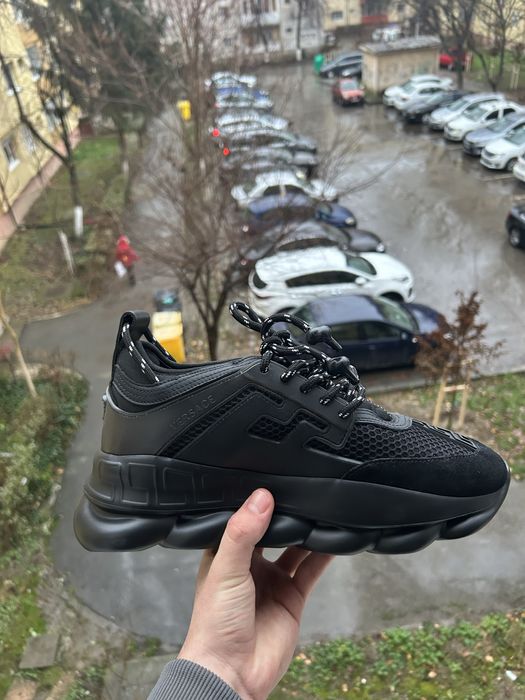 Versace chain reaction noi