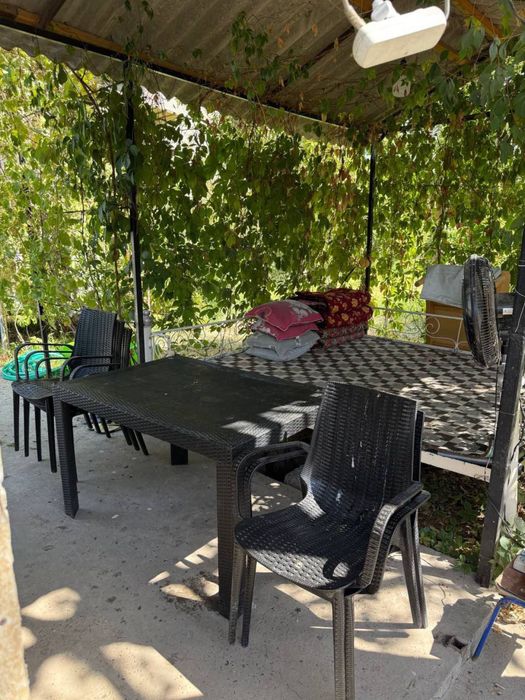 Nazarbek Toqmachida dacha sotiladi