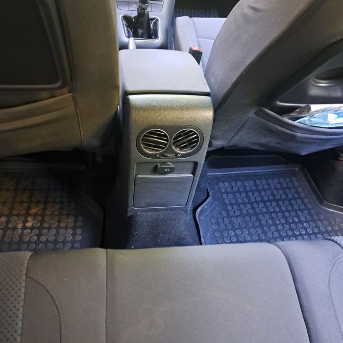 Фолксваген Голф плюс 1.9TDI  105к.с