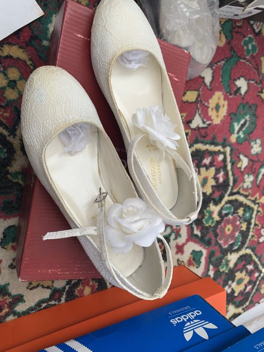 Туфельки детские продажа.