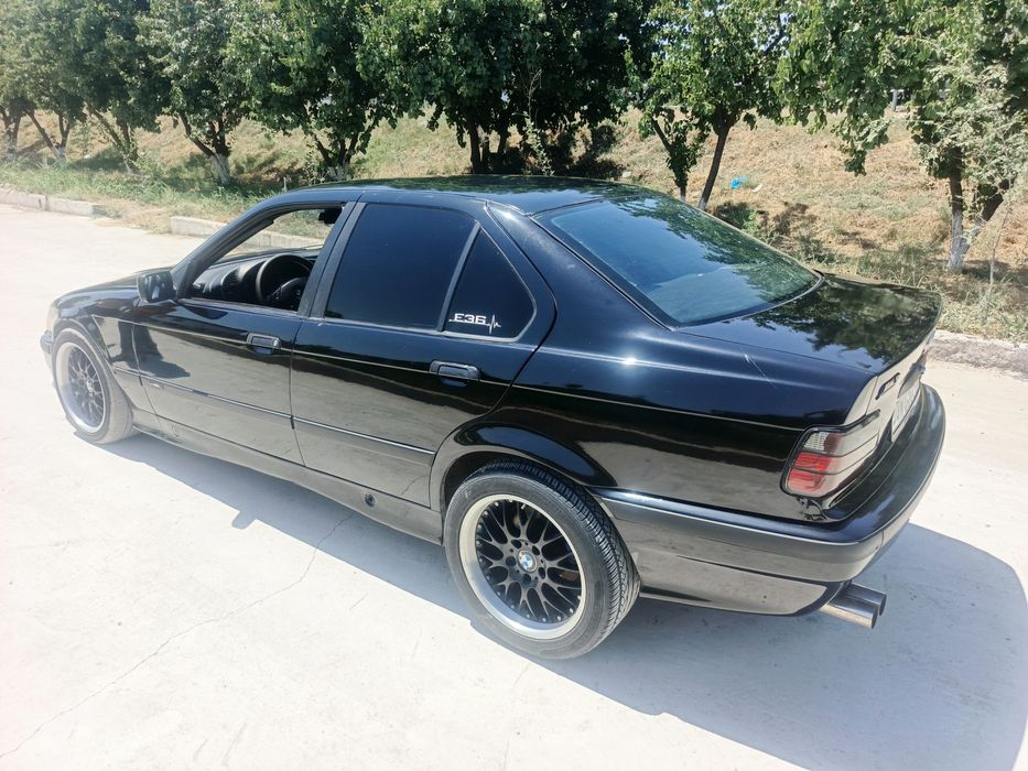 Bmw e36b25 срочно сотилади