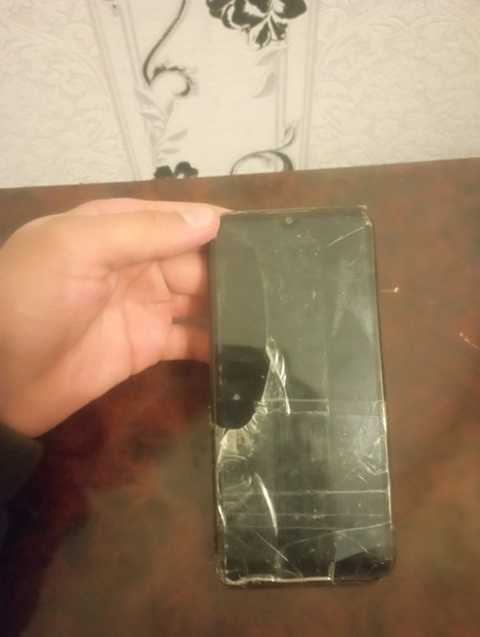 Telefon zapchastlari