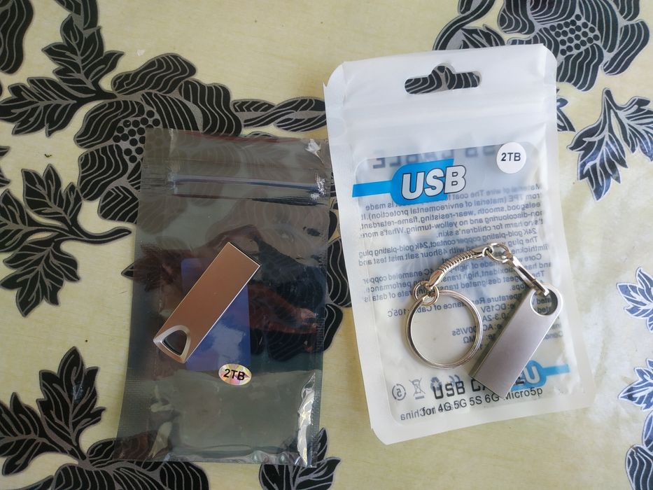 Kampyuterniy fleshka