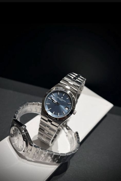 Vand ceas Constantin automatic, nou.