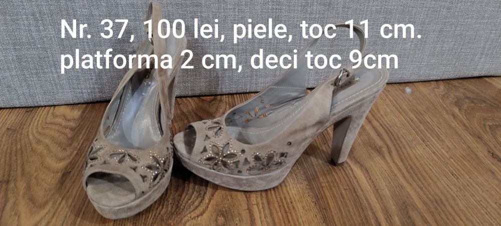 Pantofi tip sandale cu toc Nr 37