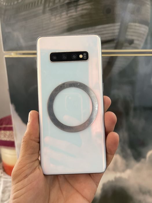 Samsung s10 xolatlari yaxwi kelishamiz