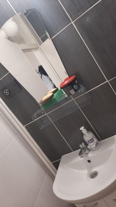 Дава се под наем Едностаен апартамент в Пловдив, Изгрев - 40 кв.м за 275 € - Снимка #2